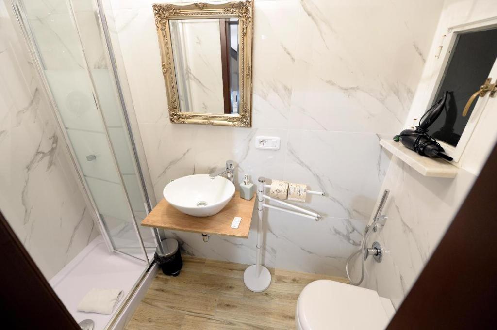 K'Alma Apartment Colosseo - Leopardi Rzym Zewnętrze zdjęcie